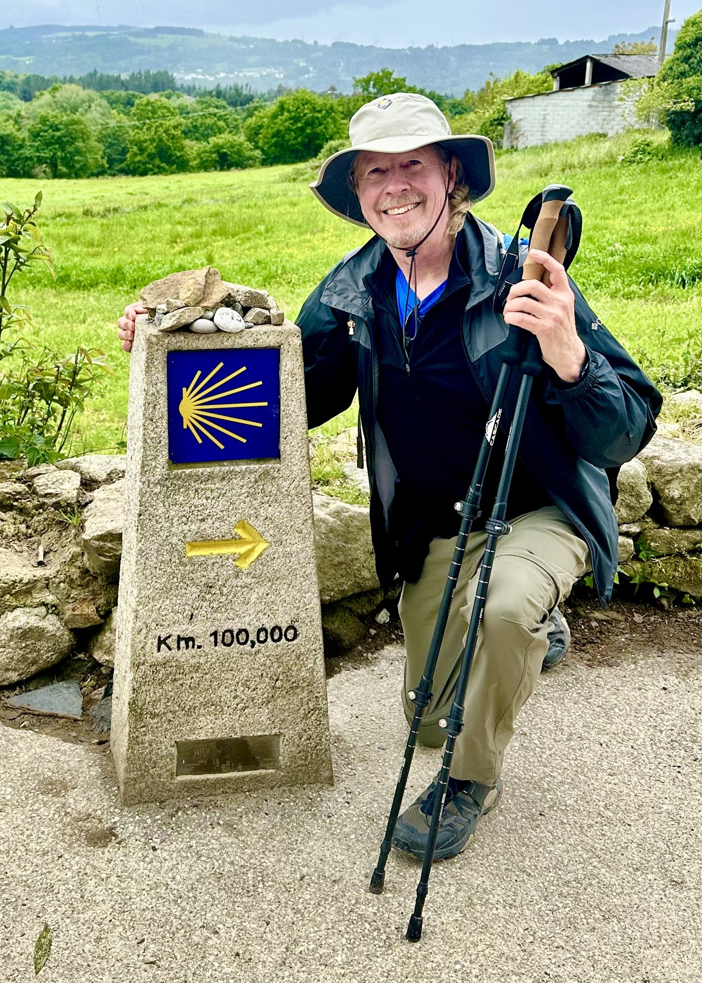 Dave at the 100 km marker on the Camino de Santiago